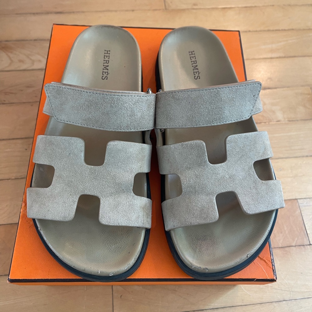 Hermes sued sandals